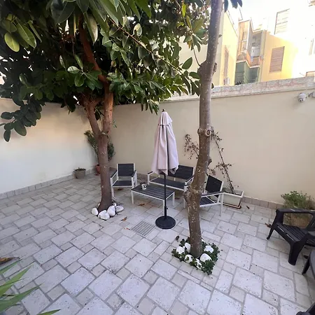 Handy Specus 게스트하우스